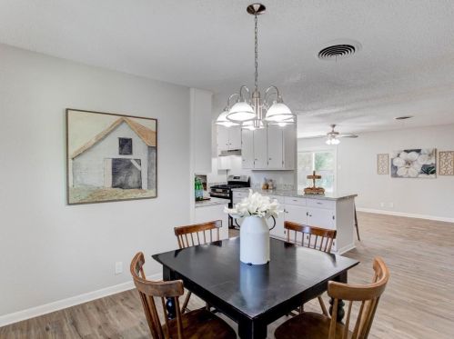 5605 Wimbleton Way, Fort Worth TX 76133-2814 exterior