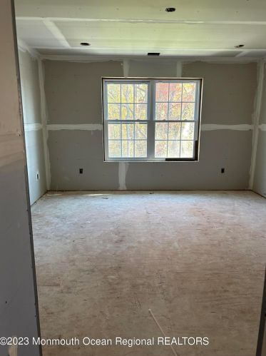 713 Asbury Ave, Tinton Falls NJ 07712-6103 exterior