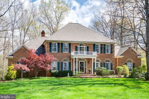 8102 Lee Jackson Cir, Spotsylvania, VA 22553-3818