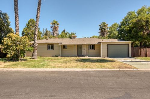 1235 Gloria Way, Modesto, CA 95350-5616