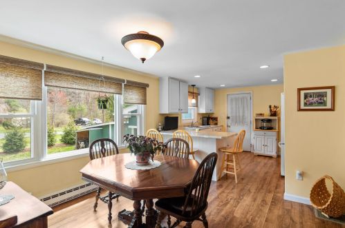 55 Mountain Rd, Goffstown, NH 03045-1615