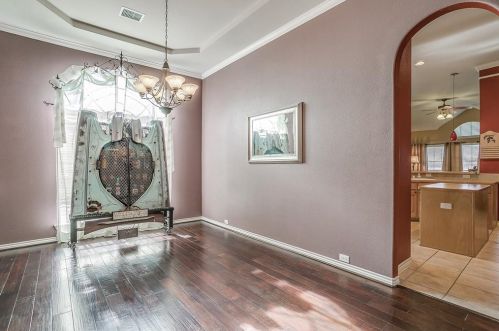 8017 Cripple Crk Dr, Fort Worth TX  76179-2527 exterior