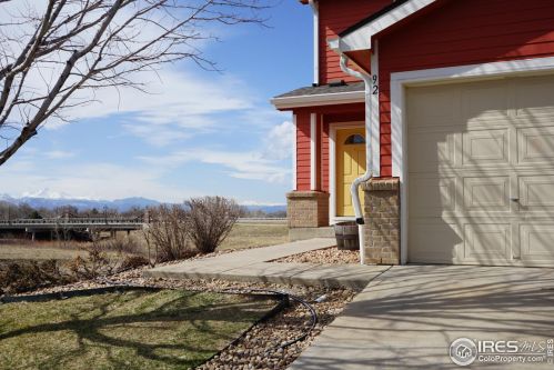 92 Montgomery Dr, Erie, CO 80516-8474