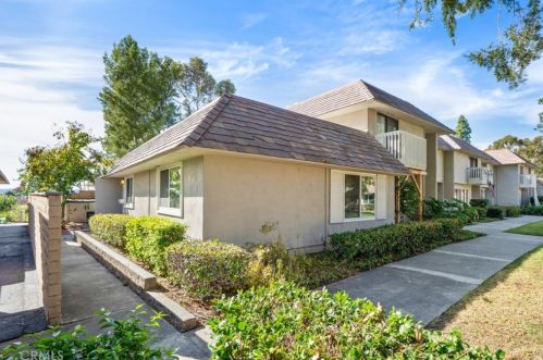 21789 Lake Vista Dr, El Toro, CA 92630-2412