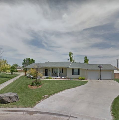 400 Wildcat Ct, Hugoton, KS 67951-3211