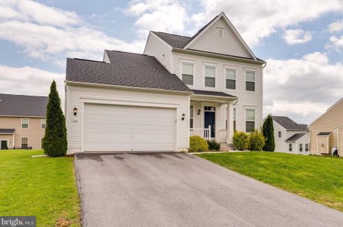 344 Amelia Dr, Hedgesville, WV 25427-3797