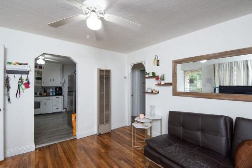 1604 Teresa St, Modesto, CA 95350-3858
