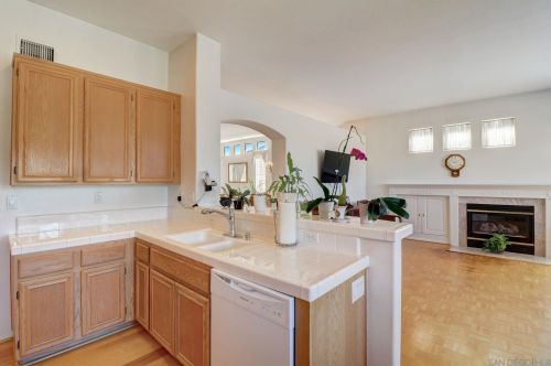 941 Paseo La Cresta, Chula Vista CA  91910-6729 exterior