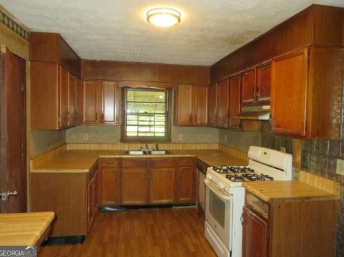 128 Hillsdale Dr, Atlanta GA  30315-6530 exterior