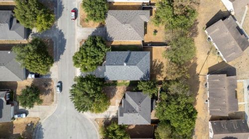 105 Rodeo Cv, Uhland TX 78640-5577 exterior