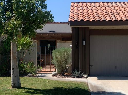 2011 Paseo Pelota, Palm Springs, CA 92262-5386