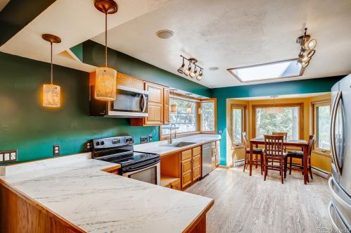 8425 Doubleheader Ranch Rd, Morrison CO 80465-2511 exterior