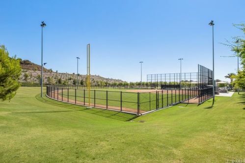 155 Pathway, Irvine CA  92618-8846 exterior