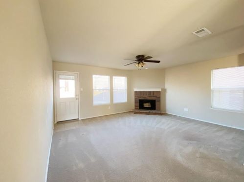 2209 Cavalry Dr, Fort Worth TX  76177-7252 exterior