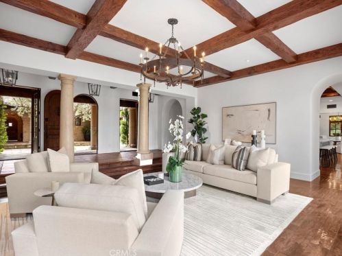 47 Echo Gln, Irvine CA  92603-0421 exterior