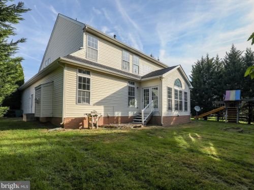 49 Pebble Beach Cir, Charles Town WV  25414-4061 exterior