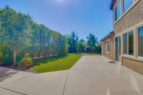 691 Coastal Hills Dr, Chula Vista CA  91914-4319 exterior