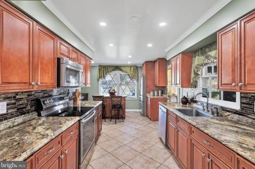 13015 Morningside Ln, Silver Spring MD 20904-3158 exterior