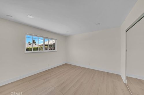 5771 Heil Ave, Huntington Beach CA  92649-3771 exterior