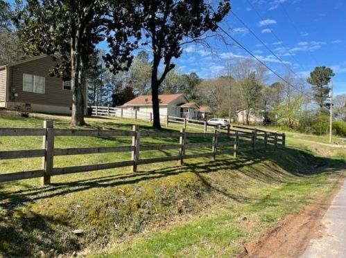 3140 Robinson Pl, Gainesville, GA 30504-8241