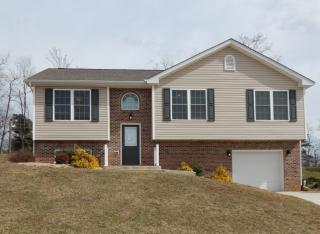 91 Lofty Cir, Stuarts Draft VA  24477-3229 exterior