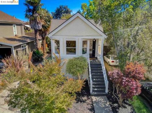 2146 Woolsey St, Berkeley, CA 94705-1831