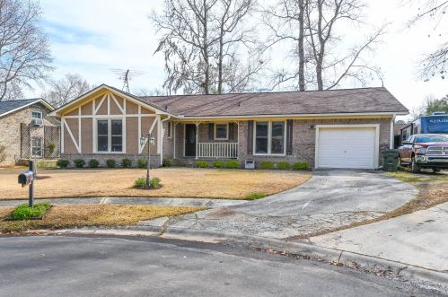 605 Lambert Dr, Ladson, SC 29456-3119