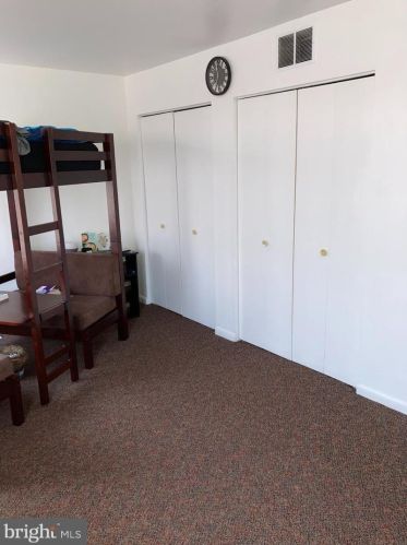 63 Lexton Dr, York PA 17404-9437 exterior