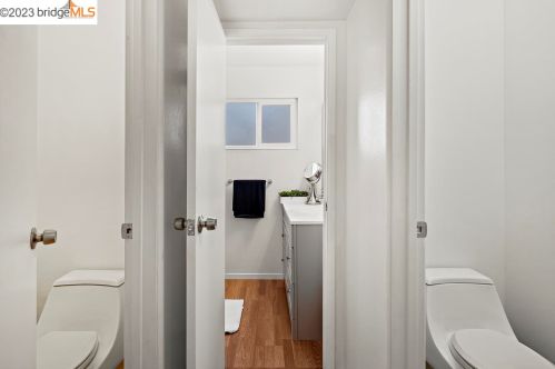 1005 Oak Grove Rd, Concord CA  94518-3004 exterior