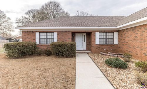 119 Jubilee Cir, Bonaire GA  31005-4018 exterior