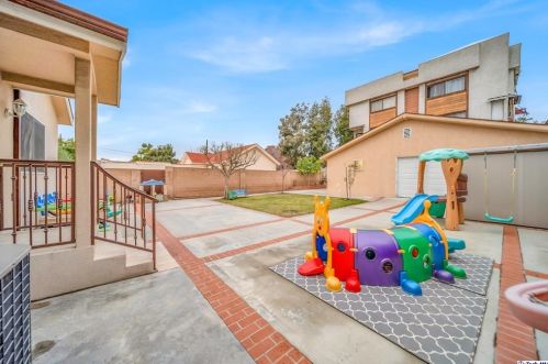 809 Lomita Ave, Glendale CA  91205-1617 exterior