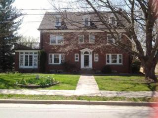 417 Henry St, Geneseo, IL 61254-1515