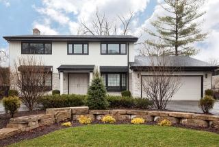 883 Oak Dr, Glencoe, IL 60022-1460