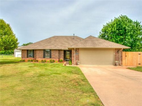 767 Sara Rd, Tuttle, OK 73089-8519