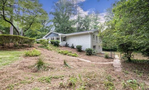 2662 Foster Ridge Rd, Atlanta GA  30345-2014 exterior