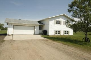 1576 27th Ave, Manvel, ND 58256-9735