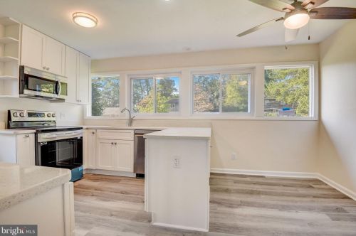 1606 Northcrest Dr, Silver Spring MD 20904-1456 exterior