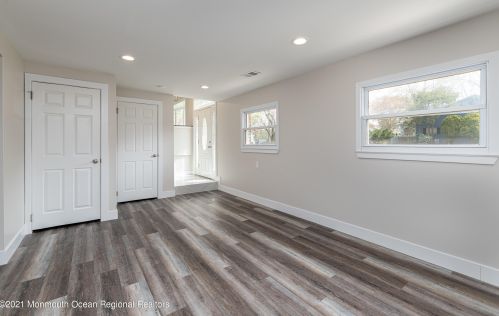 61 Western Dr, Wall Township NJ  07731-2727 exterior