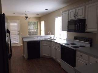 828 Norfolk Dr, Fort Worth TX  76131-4908 exterior