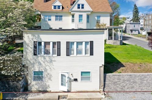 1277 Bank St, Waterbury, CT 06708-4245