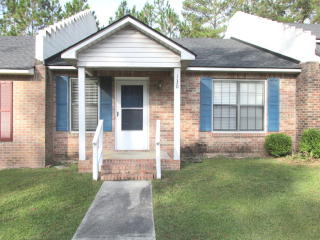 130 Southgate Dr, Moultrie, GA 31768-5886