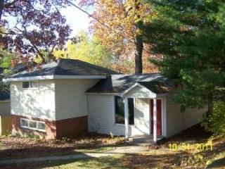 32 Hillcrest Ave, Volo IL  60020-1867 exterior