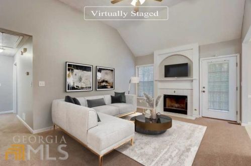 100 Saratoga Ct, Porterdale, GA 30016-8904