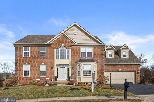 816 Fountain Hall Ct, Leesburg, VA 20176-3650