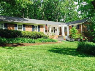 217 Bridgewood Ave, Taylors, SC 29687-4823