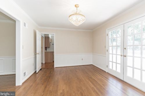 13825 Gate Dr, Silver Spring MD 20906-2208 exterior