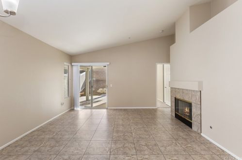 7350 Ayers Rock Rd, Riverside CA 92508-6044 exterior