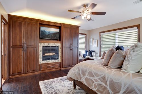 10147 Bridgewater Pkwy, Saint Paul MN  55129-8587 exterior