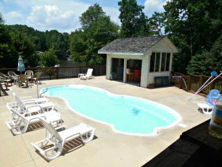 2454 Rockcrusher Rd, Lexington NC  27292-8163 exterior