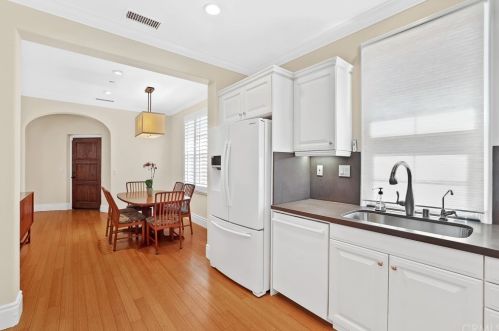 77 Canyoncrest, Irvine CA  92603-0131 exterior